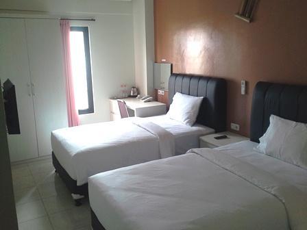 Asoka Inn Бандунг Экстерьер фото
